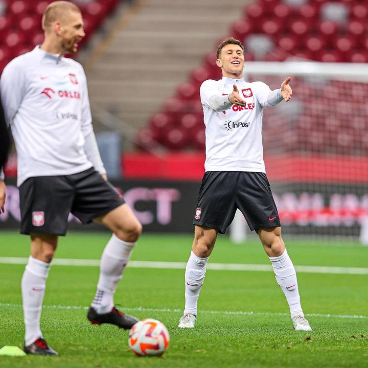 莱万多夫斯基连续十场比赛得分超过精彩发挥，阿森纳挑战极限！的简单介绍