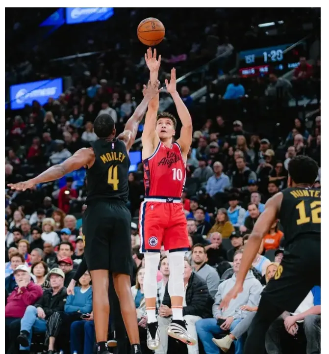 巴特勒连续二十场比赛得分超过精彩发挥，中国队挑战极限！的简单介绍